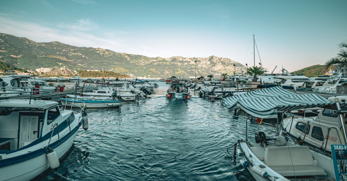 Why You Need a Super Yacht Agent in Montenegro